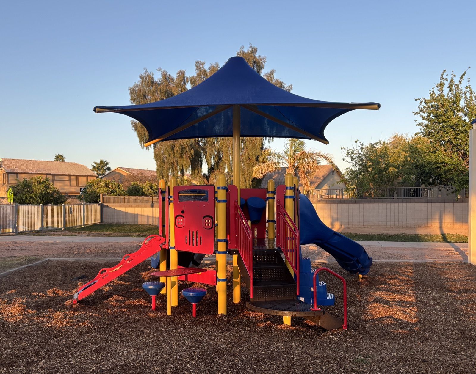 Build Play Contracting playground project